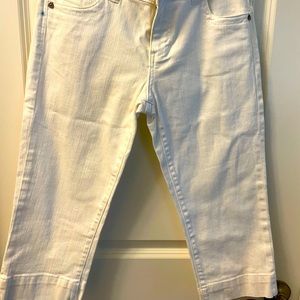 Jeans Women size 6 NWOT